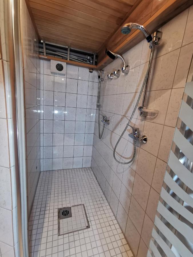 Pension Foehrenhain Gerasdorf bei Wien Esterno foto
